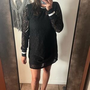 Chic Black Lace Long Sleeve Lace Athleisure Dress